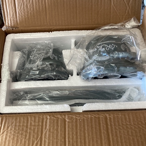 NWT BRAND NEW. Temptations Soup and Sandwich Bowl & Plate Set - Picture 6 of 8